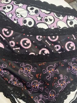 Morvia Panties Size Medium Pack Of 3