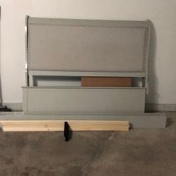 Full Size Wood Bed almost Brand New 