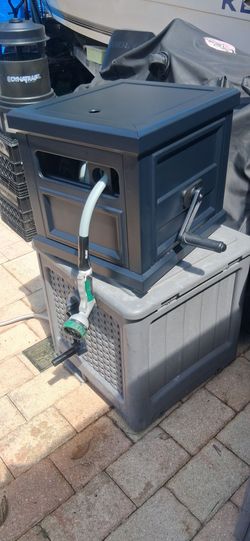 NEW steel 💪 metal Hose Reel, Heavy Duty Metal Deck Box Hideaway includes new 50ft Hose lawn yard garden pool deck spa boat rv car wash