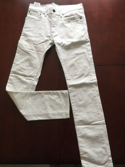 3 Pairs Of Levis Jeans