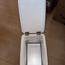 Vector Travel Cooler 