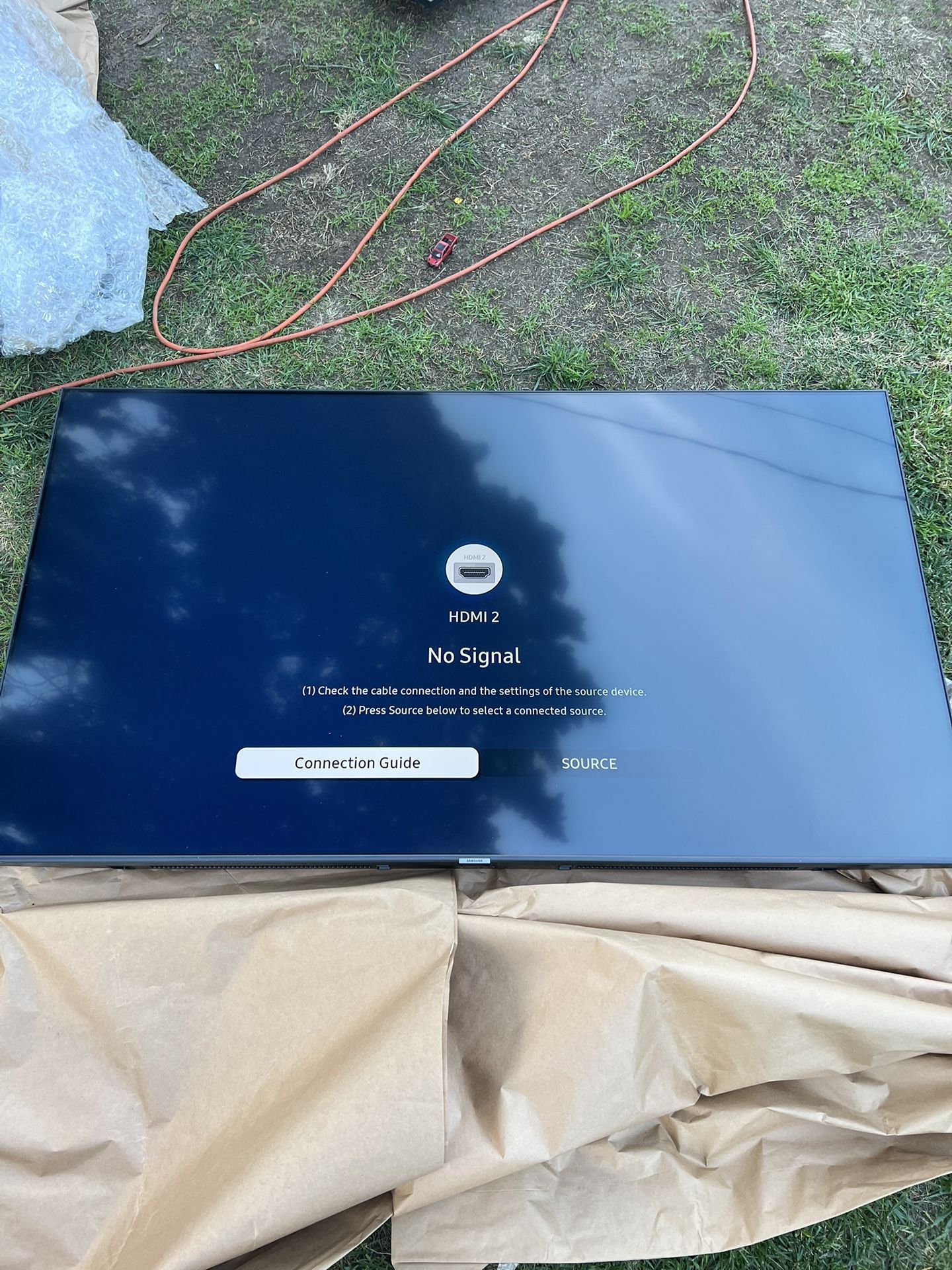 Samsung Smart TV QN65Q60TAFXZA 65” (no Remote & Legs)