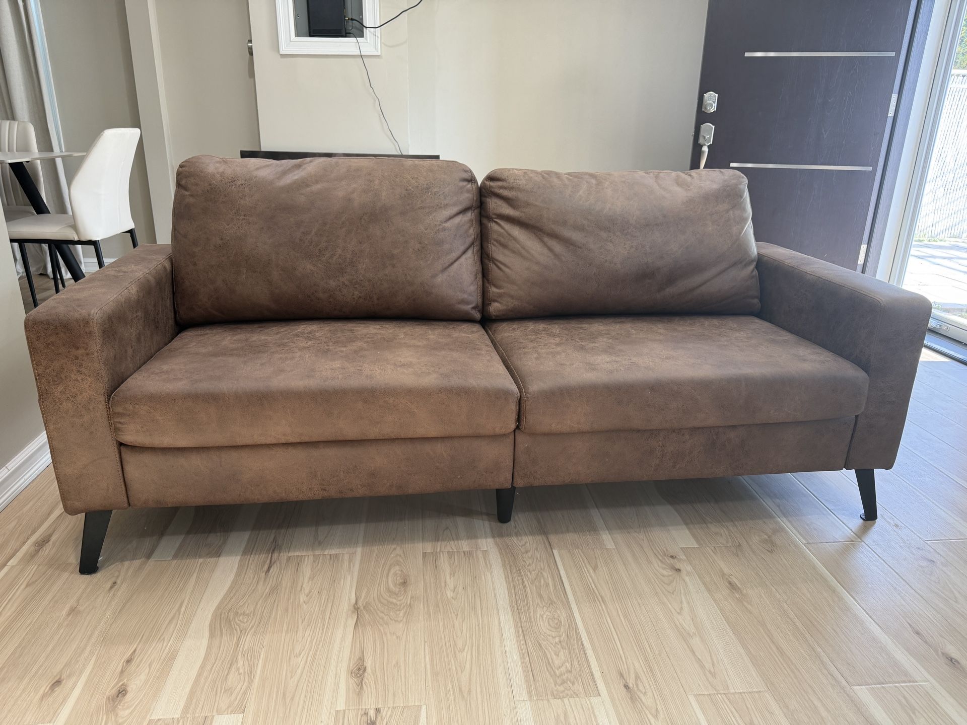 Leather Sofa, excellent conditions