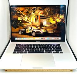 Apple MacBook Pro 16” 2019 💻 2.6Ghz 6CORE i7 16GB 500GB Radeon Pro 5300m 4GB VRAM