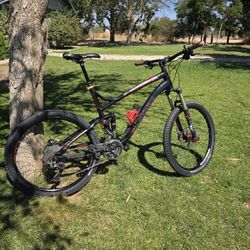 2013 Trek Fuel EX 8 Mountain Bike