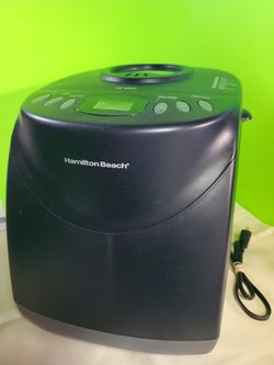 Breadmaker/ Hamilton Beach/ 2 lb/ OBNU