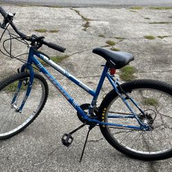 Magna Mountain Tamer bike 26" (in Des Moines)