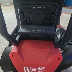 Milwaukee  M18  Duel Battery Backpack Blower