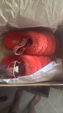 RED UGG SANDAL BRAND NEW