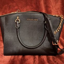 Michael Kors Ellis Medium Bag