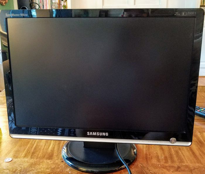 Samsung SyncMaster 906BW - 19" LCD Monitor