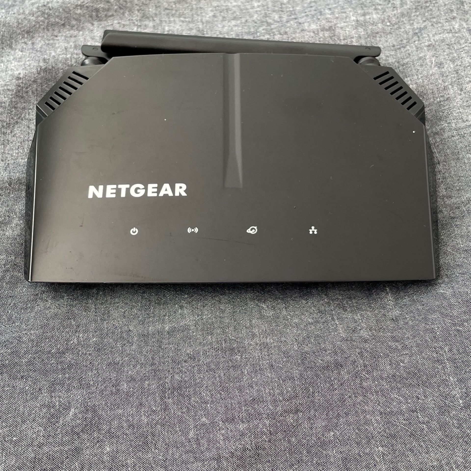 Netgear AC1000 WiFi Router