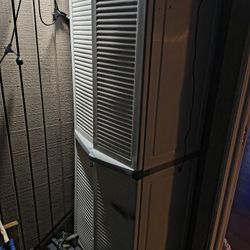 Black & Decker Storage Cabinet 