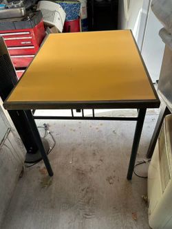 Dining Table $15