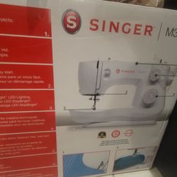 Singer Sewing Machine