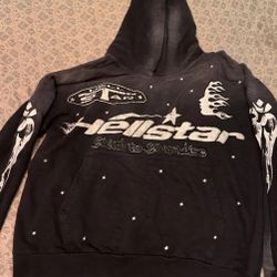 HELLSTAR HOODIE (SIZE MEDIUM)