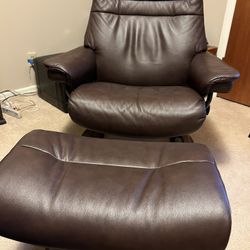 Ekorne  Recliner With Swivel