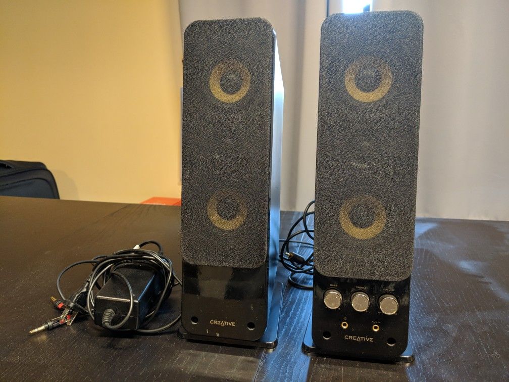 Creative - GigaWorks T40 Series II 2.0 Speaker System (2-Piece)