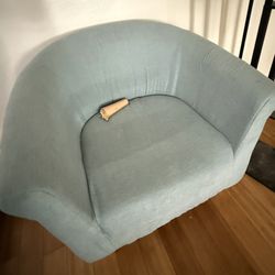 2 Matching Light Blue Chairs 