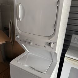 Frigidaire Unitized Laundry Center 