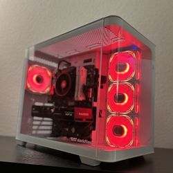 Custom Built Gaming PC (CAN RUN ALL GAMES AT HIGH SETTINGS)