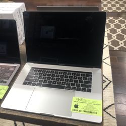 Apple MacBook Pro 15" Touchbar 2019