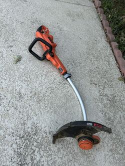 BLACK+DECKER corded electric string trimmer / weed eater