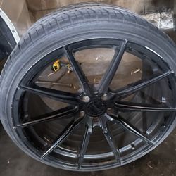 20” Rims And Tire’s 