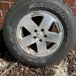 Jeep Wheel And Tire 18”