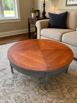 Round Farmhouse Coffee Table