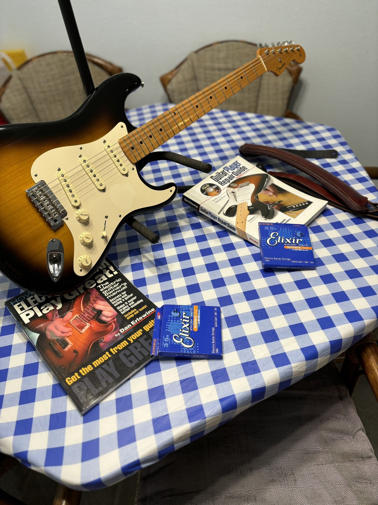 Fender  Stratocaster  Cash Only 