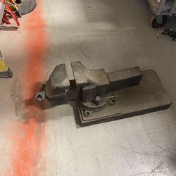 Vintage Colombian Bench Vice