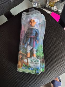 Disney's Raya glass dragon. S I s u new