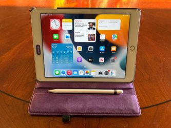 Apple iPad 6th Generation 32 GB WiFi & Apple Pencil 1st Generation
