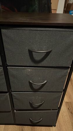 Moving sale
