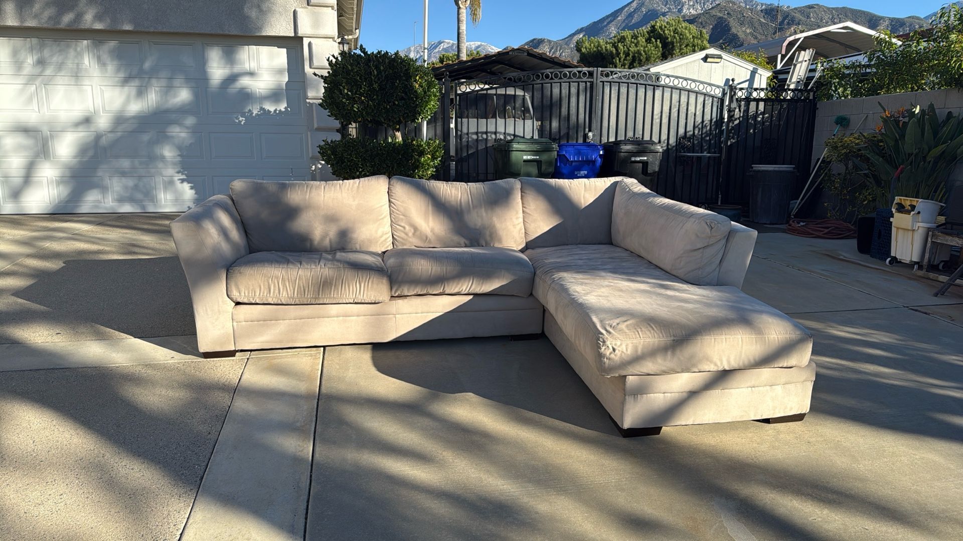 Free Sofa