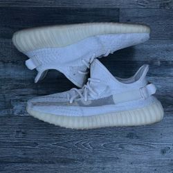 Yeezy 350 Bone