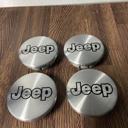 Set SILVER  55mm/2.16in Wheel Center Caps CHEROKEE