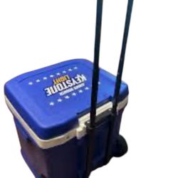 Keystone Light Igloo Rolling Cooler 60qt – Rare Beer Promo Collectible