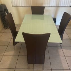 Table And Chairs 