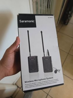 Saramonic SR-WM4C Wireless Microphone System