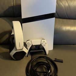 Sony PlayStation 5 Pro 2TB Like New Condition