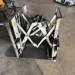 Forklift Cascade Push/Pull Slipsheet Attachment