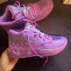 Melo Ball 1s Size 7