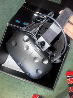 HTC vive 1st gen vr headset