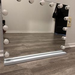 Vanity Mirror with LED Lighting