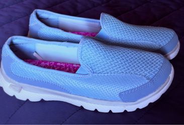 Skechers GOwalk Slip-On Sneakers