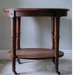 Vintage British Freeport oval round table by Ethan Allen with fitted glass top