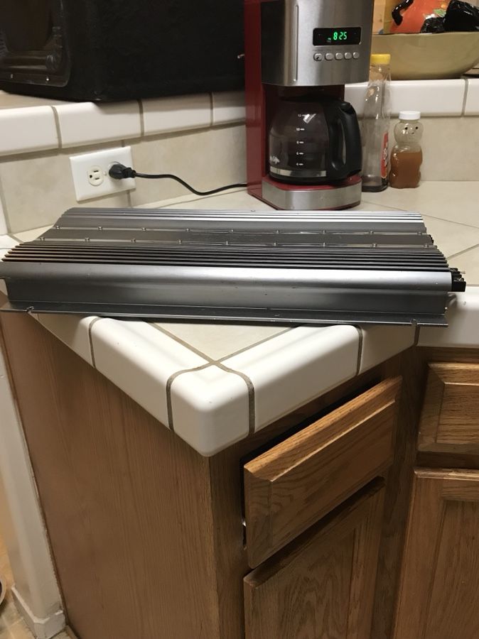 Jensen Ka5 5 channel 5000watt amplifier work perfectly fine