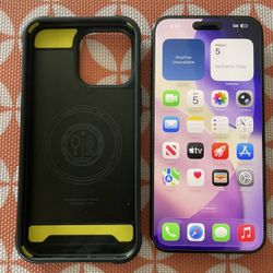 iPhone 15 Pro Max 256GB - UNLOCKED -